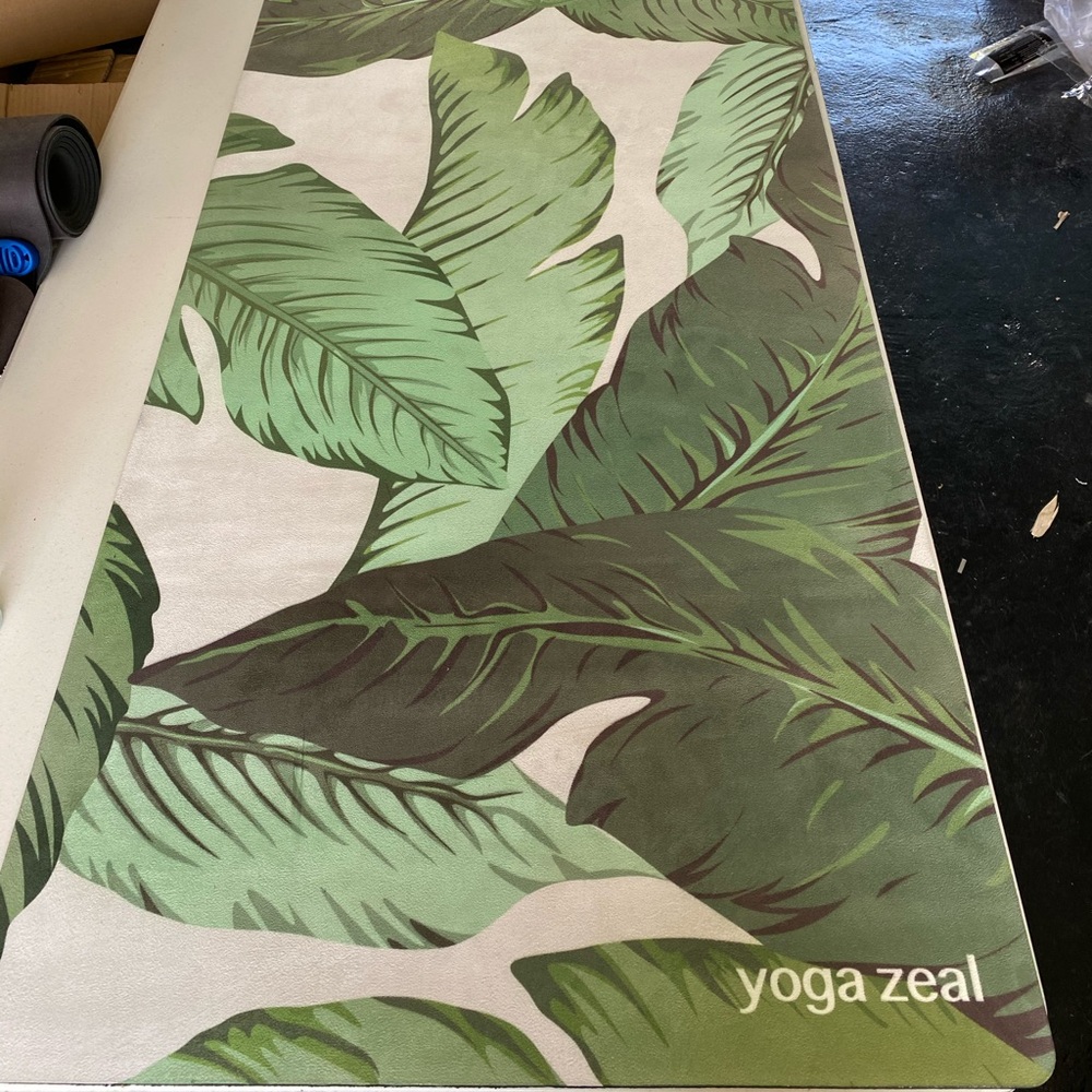 Banana Leaf Mat by Yoga Zeal